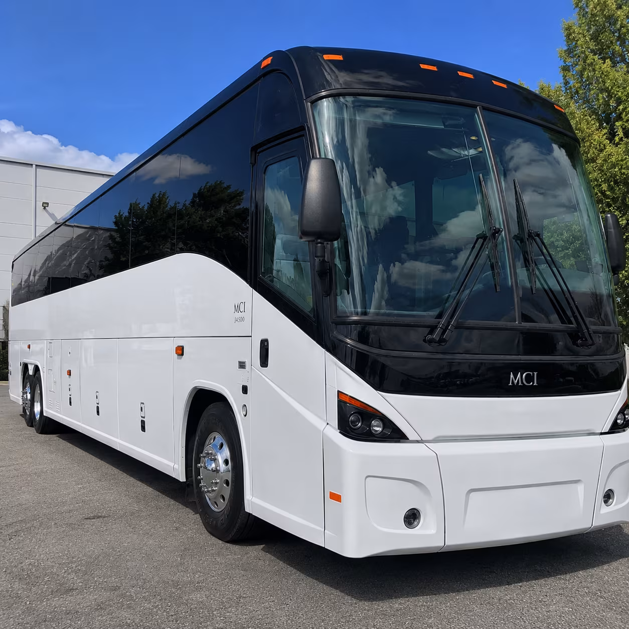 charter buses for fort cavazos personnel transfers from leander