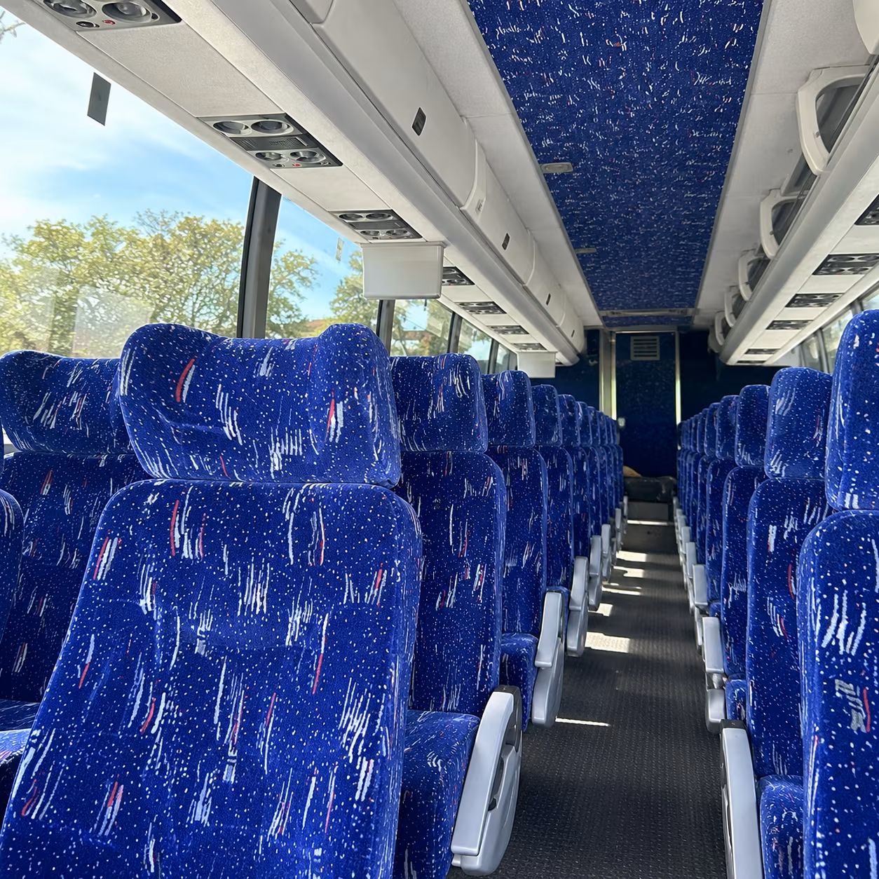 how the distance and duration of your trip affect charter bus rates in leander texas