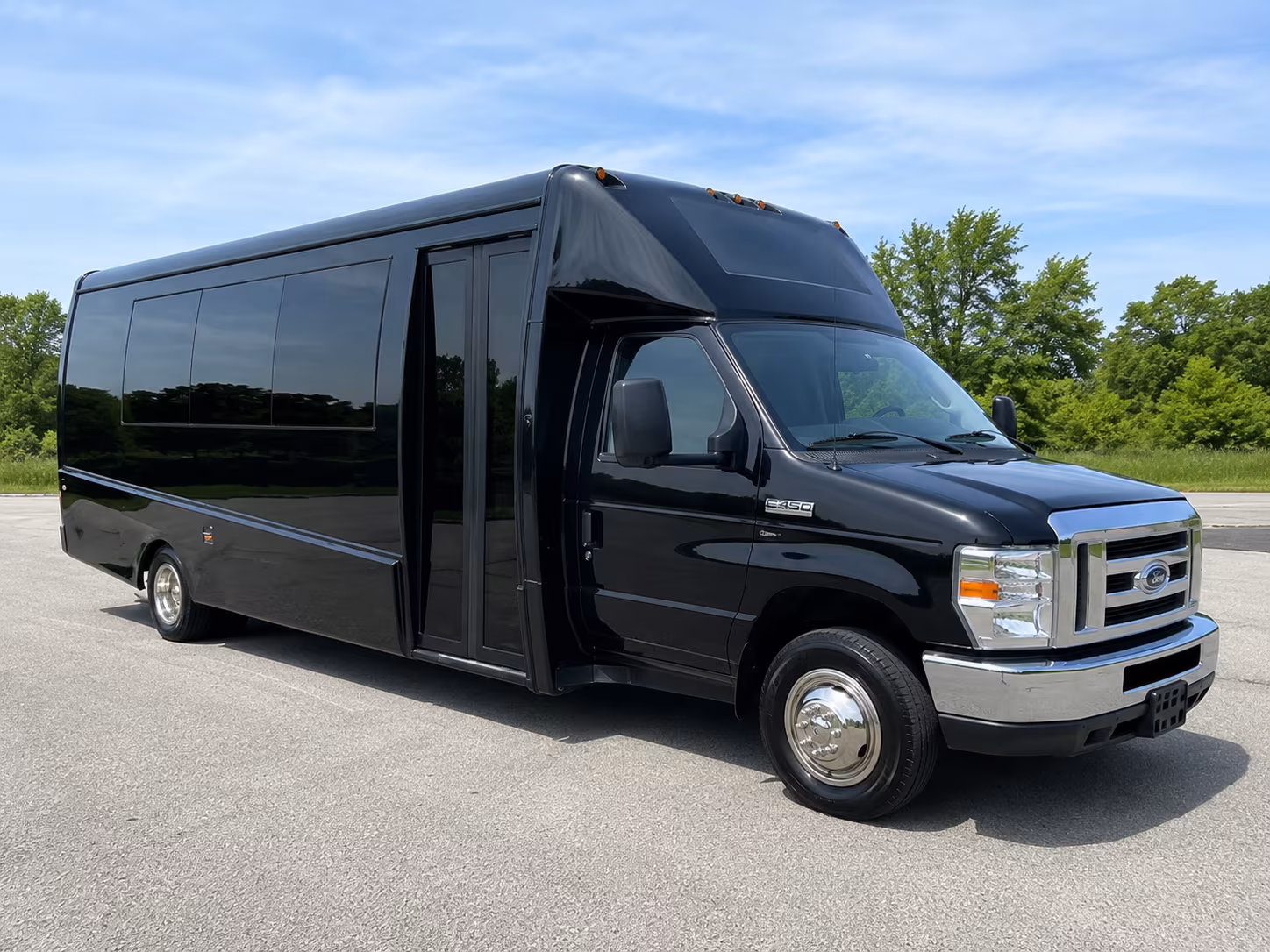 round rock charter bus rentals for airport transfers