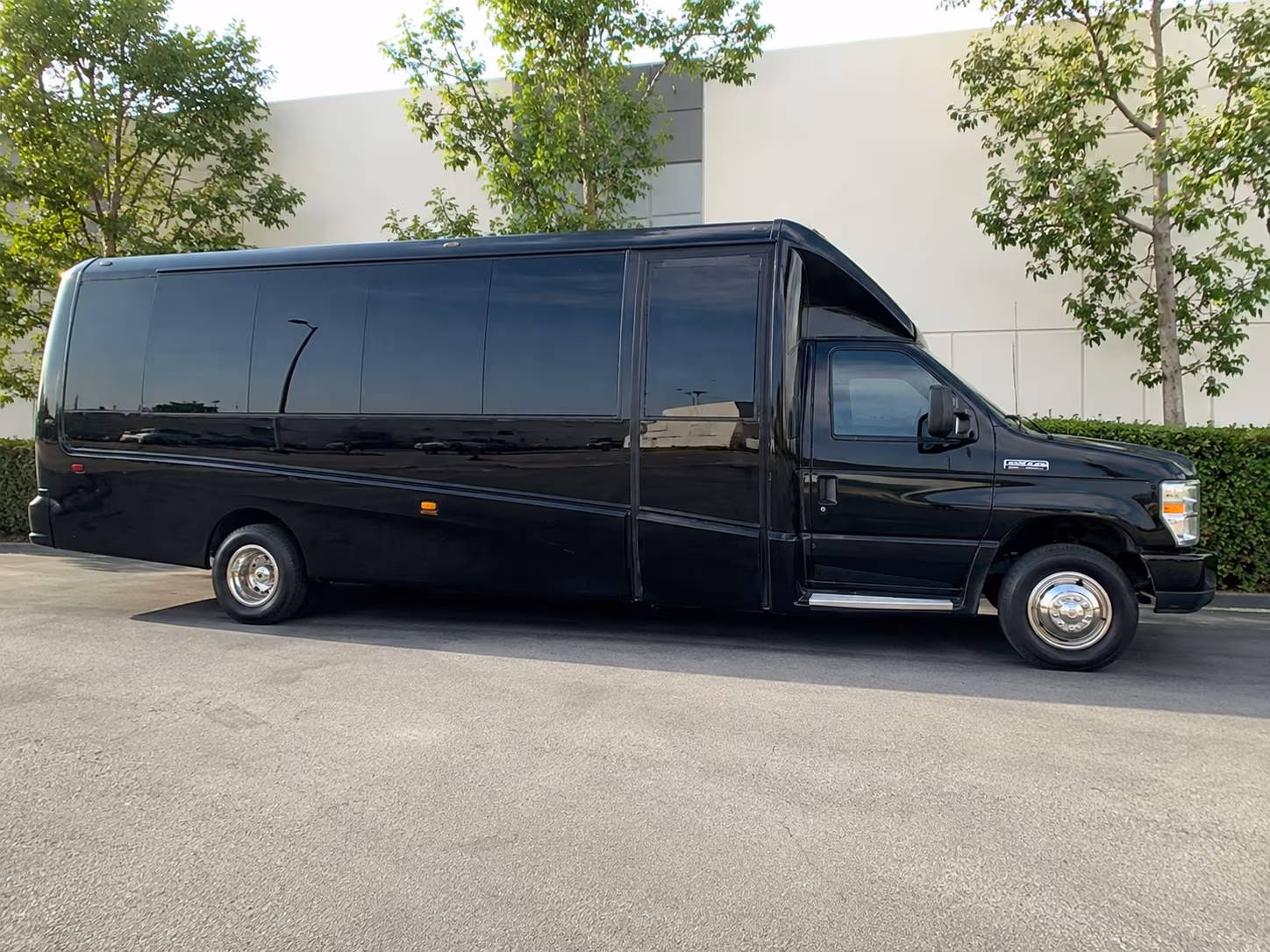 with leandercharterbuscompany com you get easy transportation to dell diamond and round rock express games